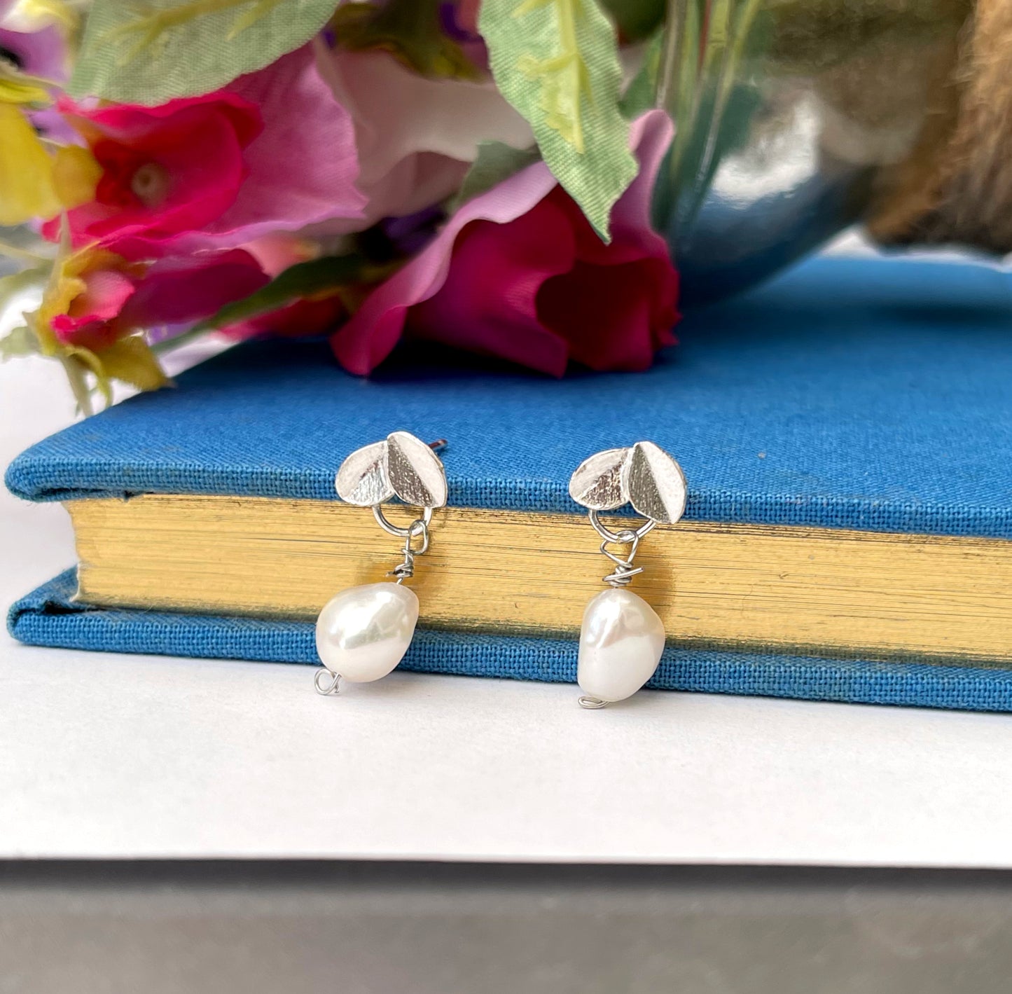 bridal bridesmaid pearl earrings