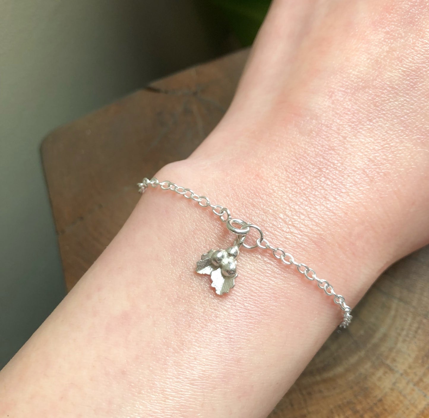 Sterling Silver dainty Holly Bracelet