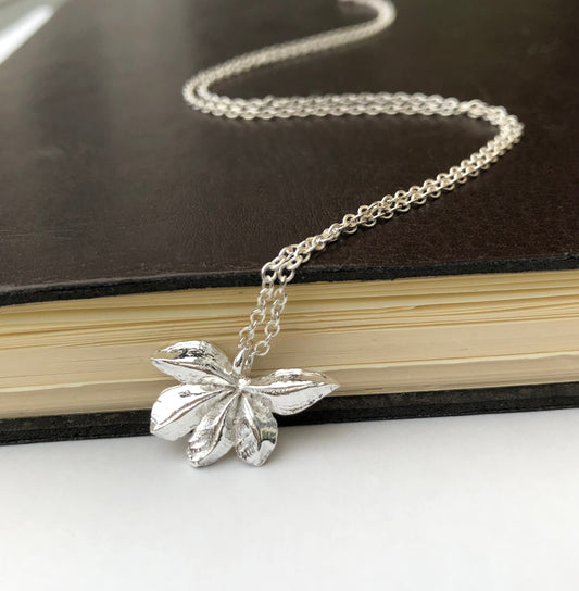 sterling silver autumn maple leaf necklace 