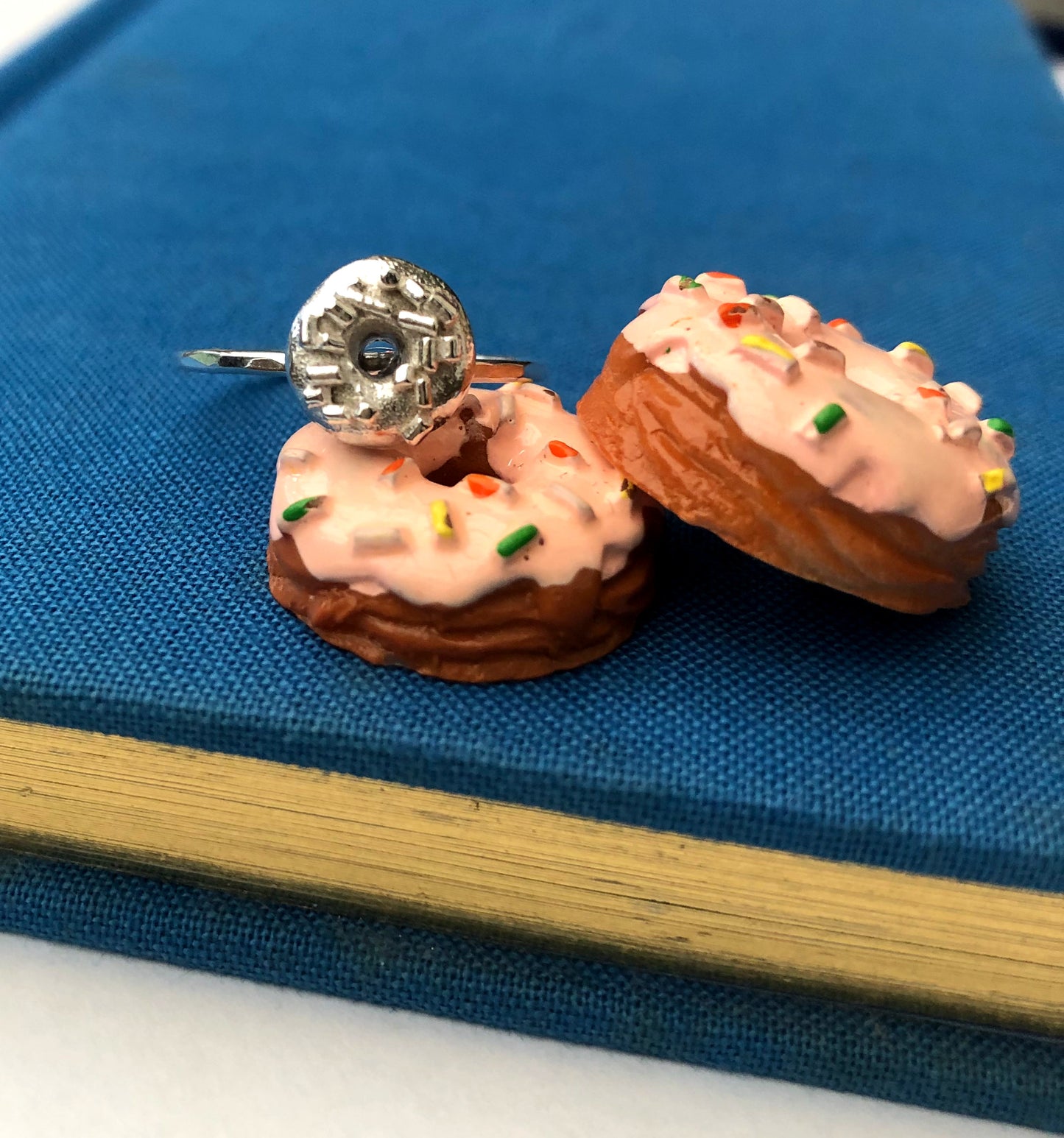 sterling silver donut with sprinkles ring
