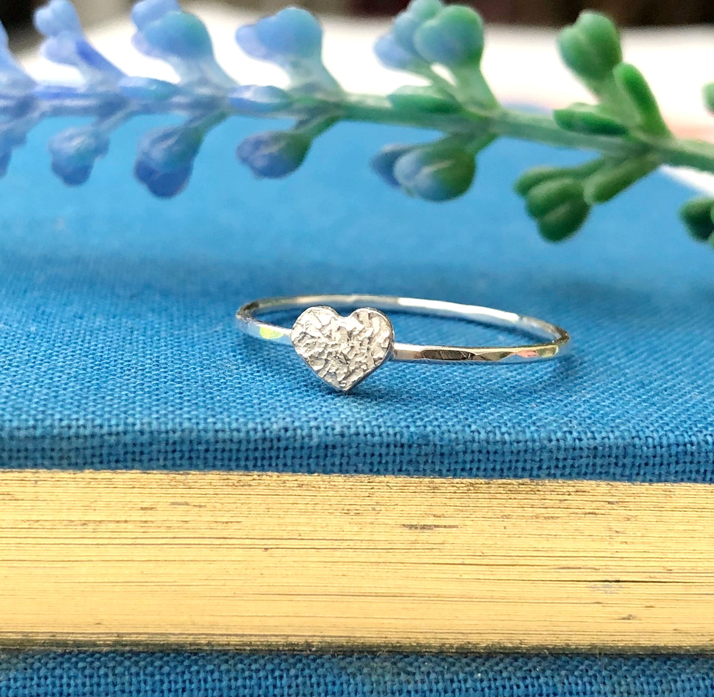 small textured heart ring 