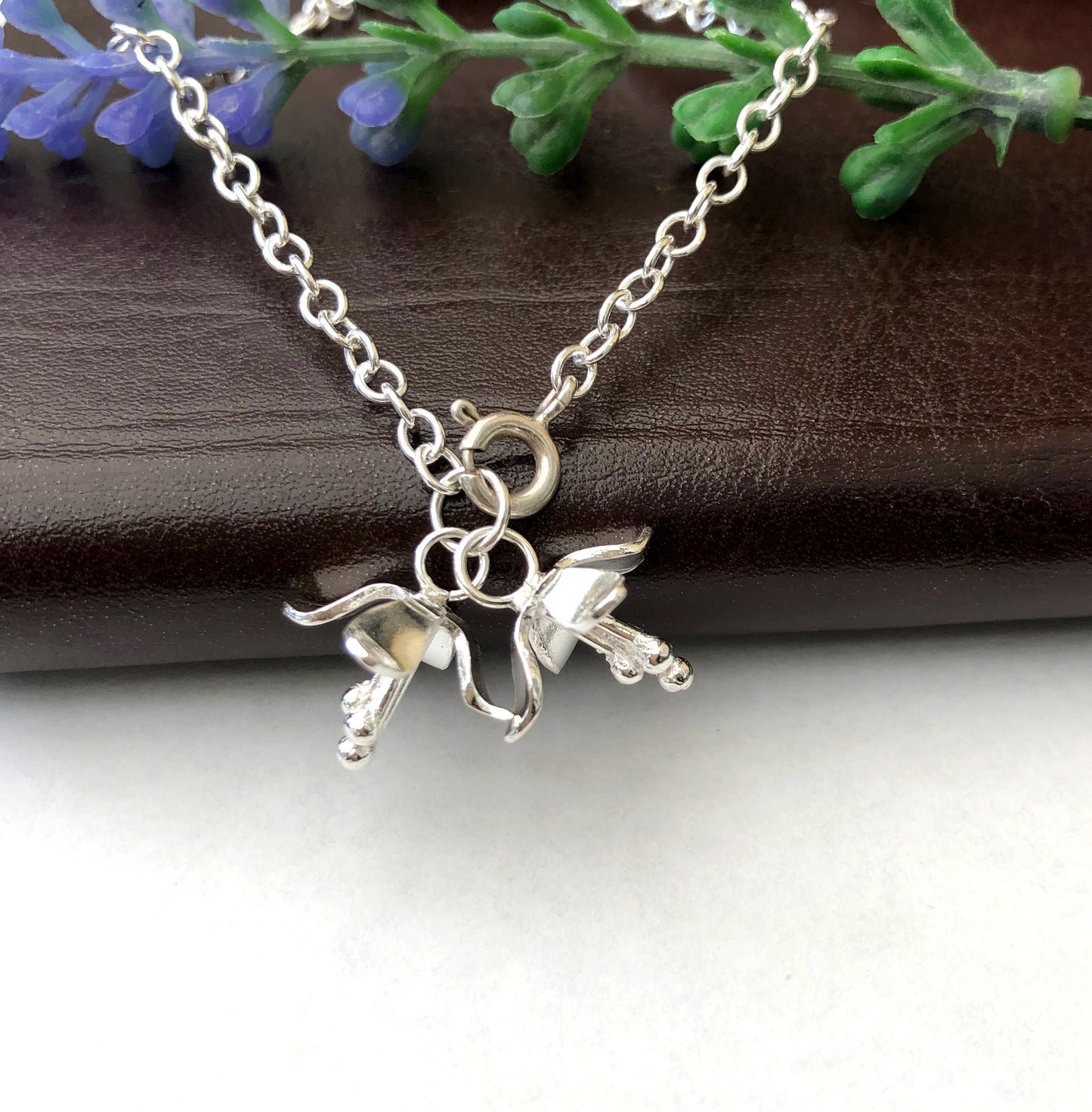 lily flower charm bracelet 